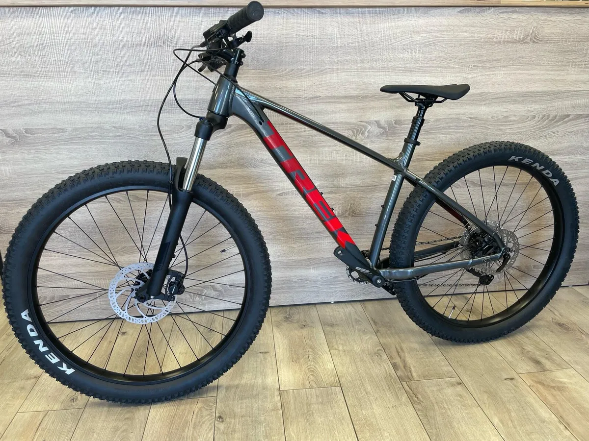 Trek Roscoe 6 (Brand new) - Image 1