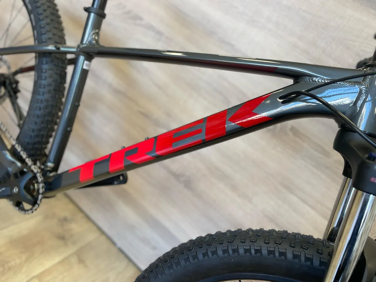 Trek Roscoe 6 (Brand new) - Image 3