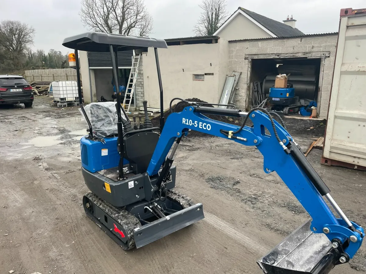 Rippa R10-5 Diesel Micro Digger - Image 4