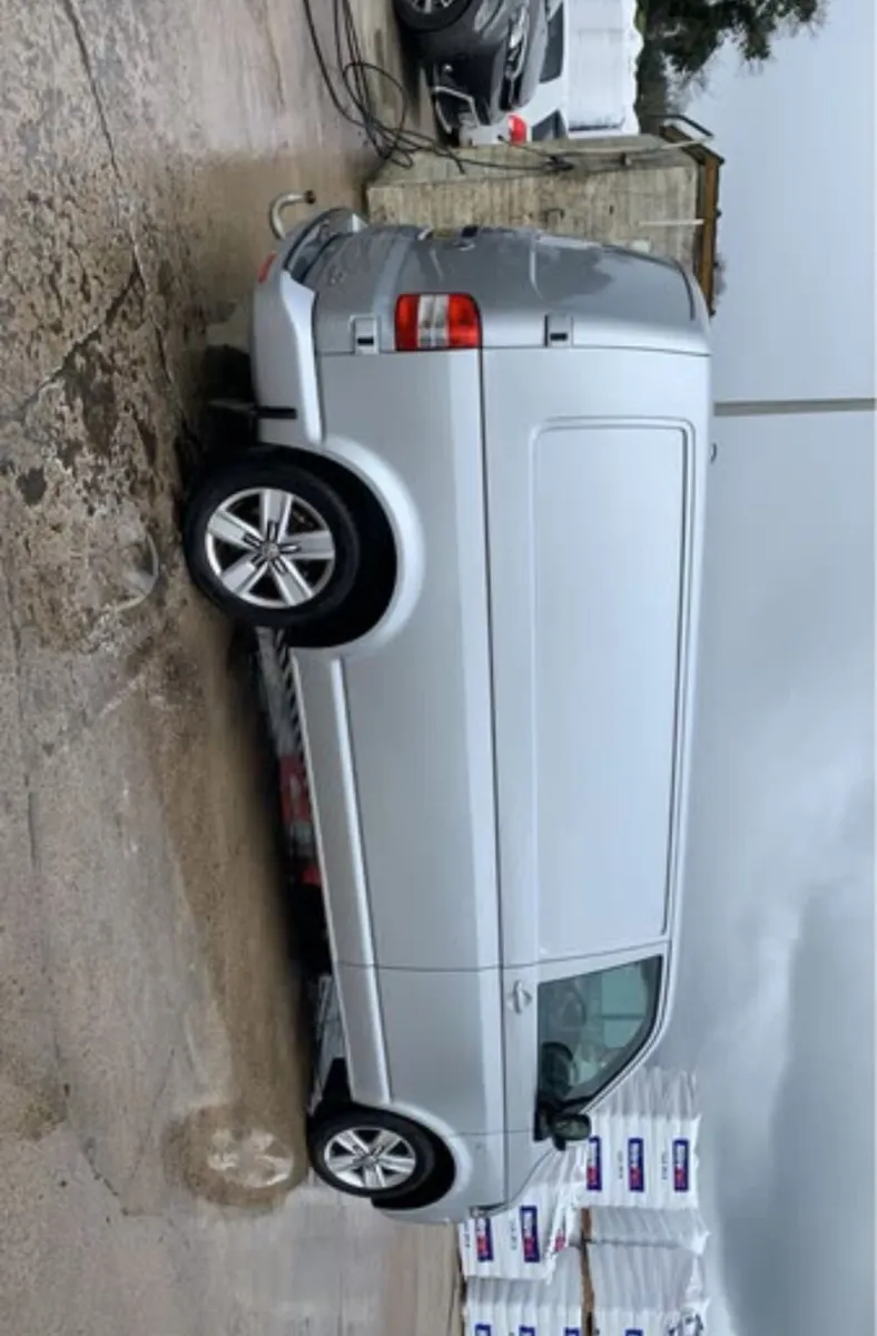 Vw transporter t5.1 140bhp 6speed - Image 2