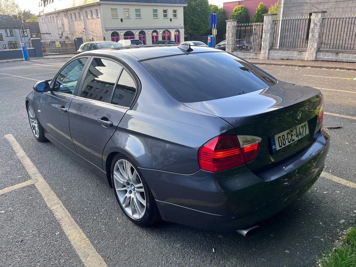BMW e90 318d - Image 2