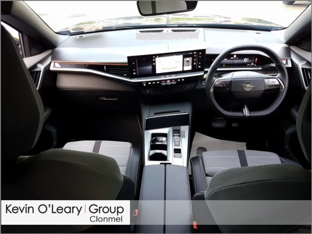 Opel Grandland GS Puretech 136 Mhev - Image 2