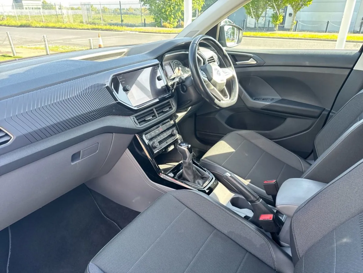Volkswagen T-Cross 1.0l Petrol Automatic - Image 3
