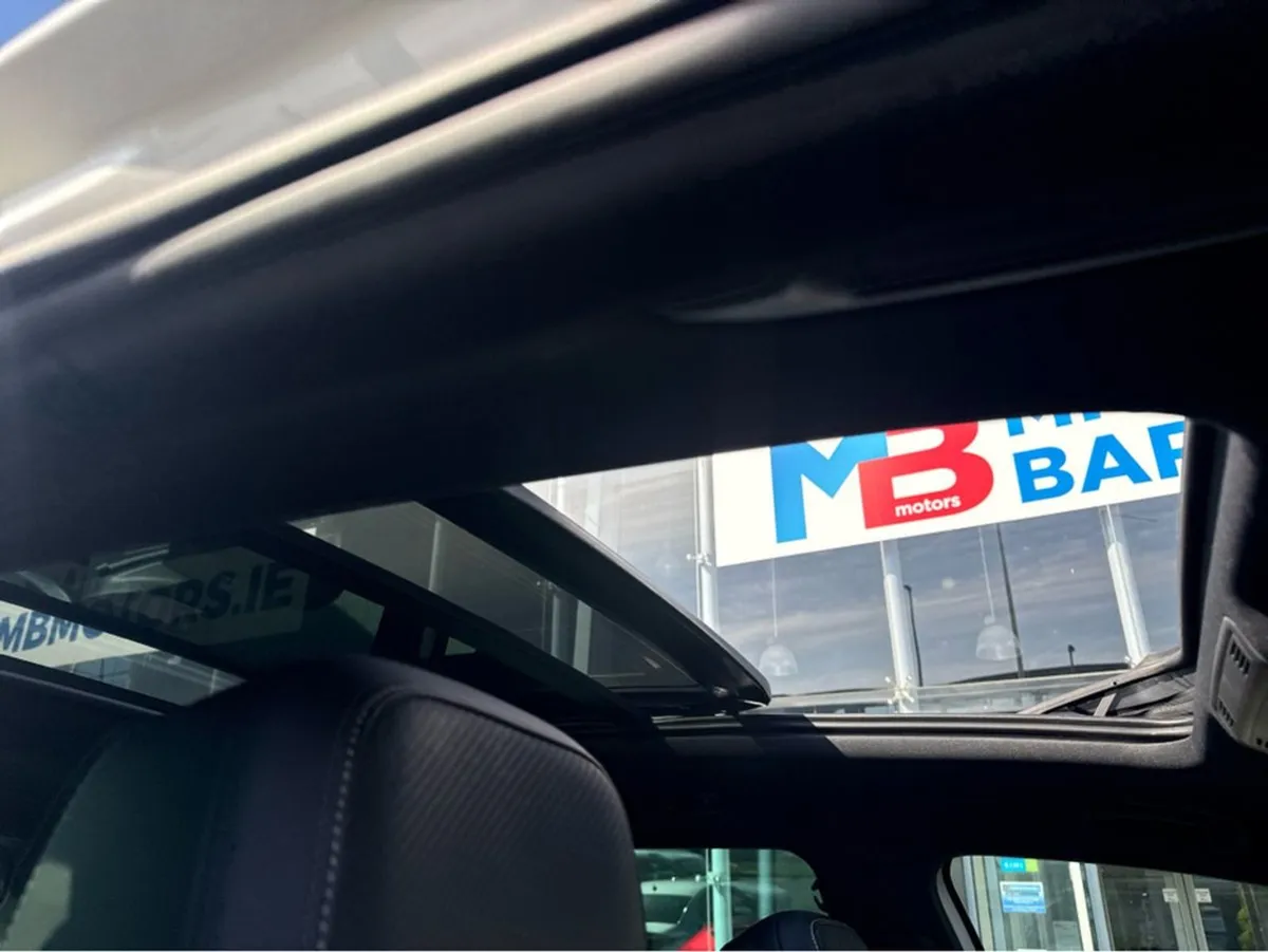 Volkswagen Passat 1.4l Petrol Automatic R-line - Image 3
