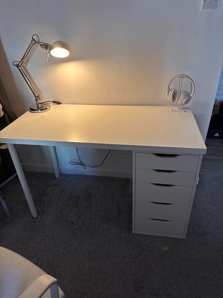 Desk - Image 1