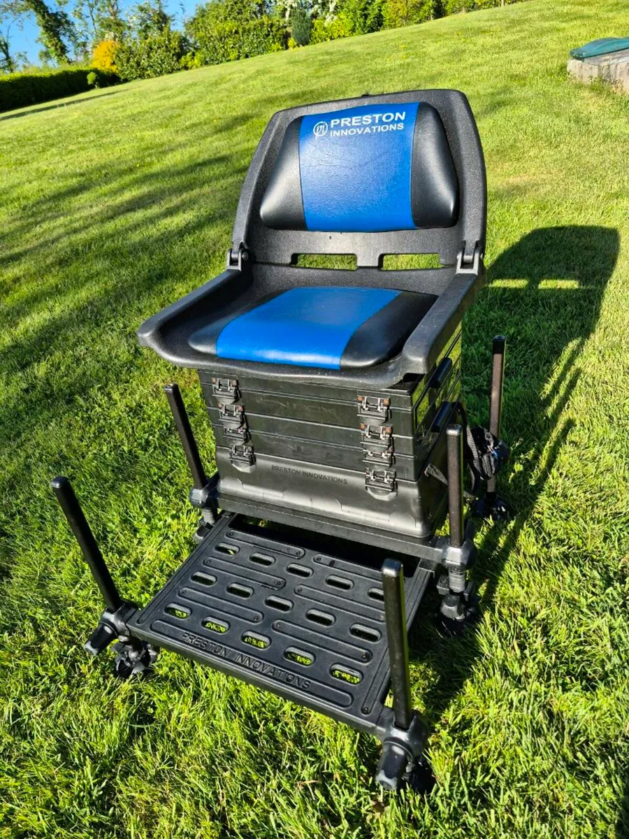 Fishing seat box - Image 2