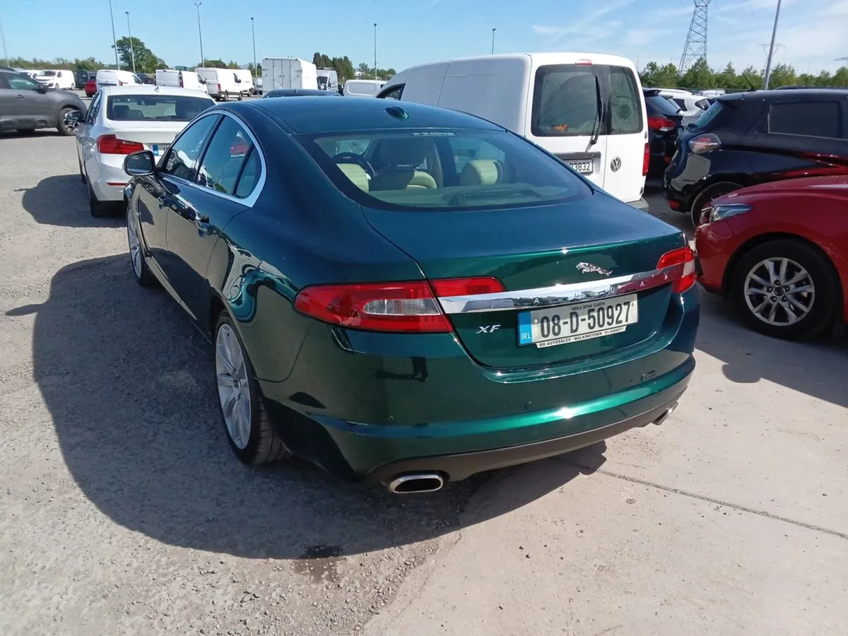 Jaguar XF 2.7 D Luxury A/T - Image 3