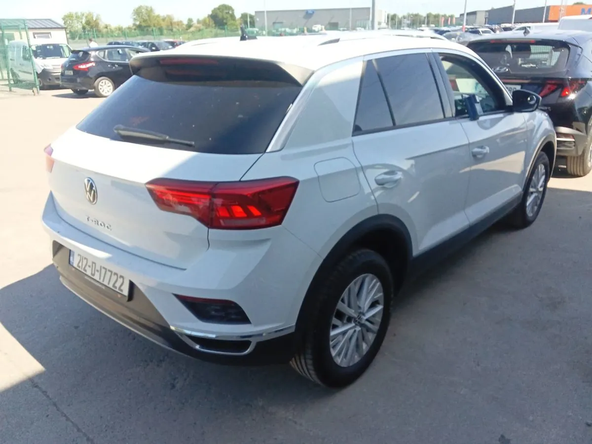 Volkswagen T-Roc Comm 2.0tdi M6F 11 1968 - Image 4