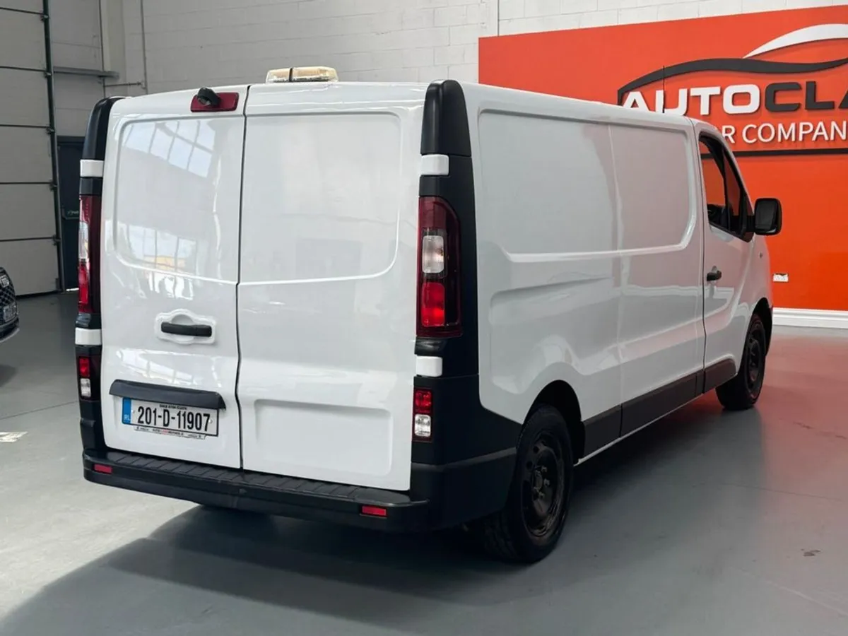 Renault Trafic Ll30 Energy DCI 120 Business  15 - Image 4