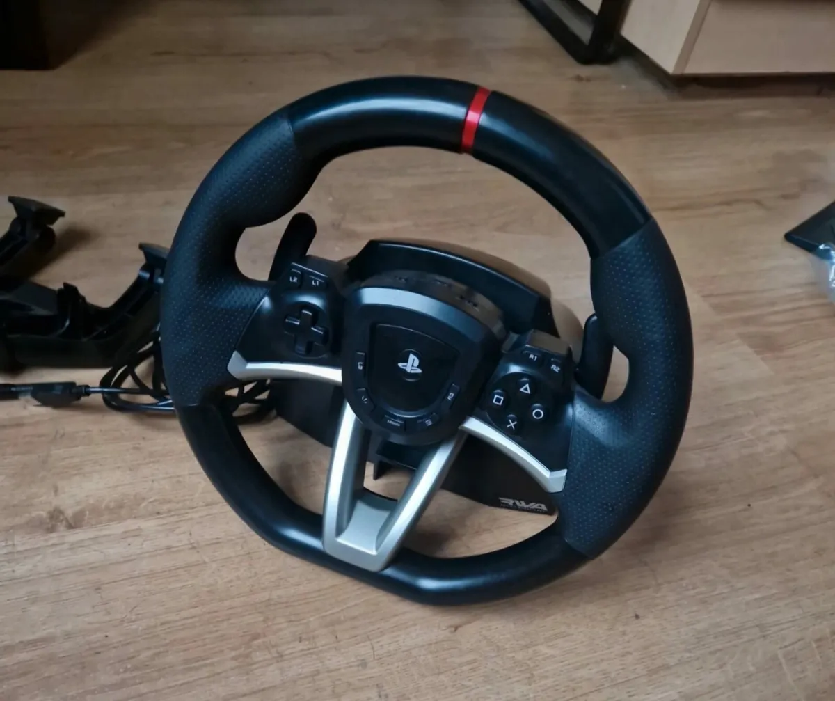 Hori Steering Wheel suitable for ps5/ps4/pc - Image 3