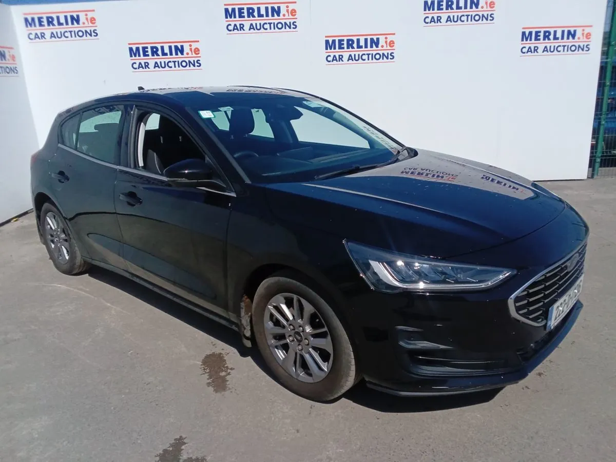 Ford Focus Titanium 5D 1.0t 125 M - Image 3