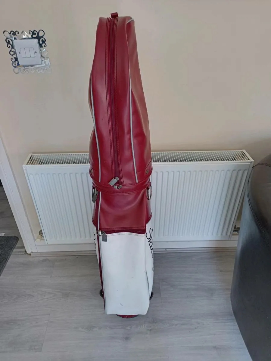 Slazenger leather waterproof Golf bag. - Image 2