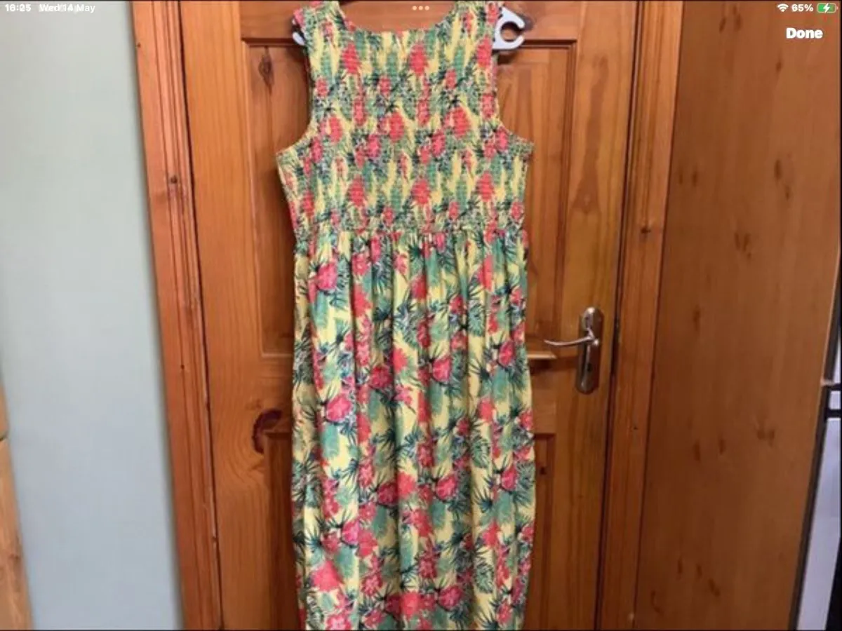Summer Dress size 18 - Image 2
