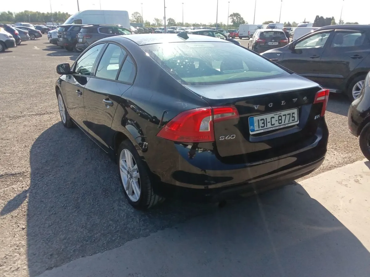Volvo S60 2.0 D3 ES NAV 136BHP - Image 4
