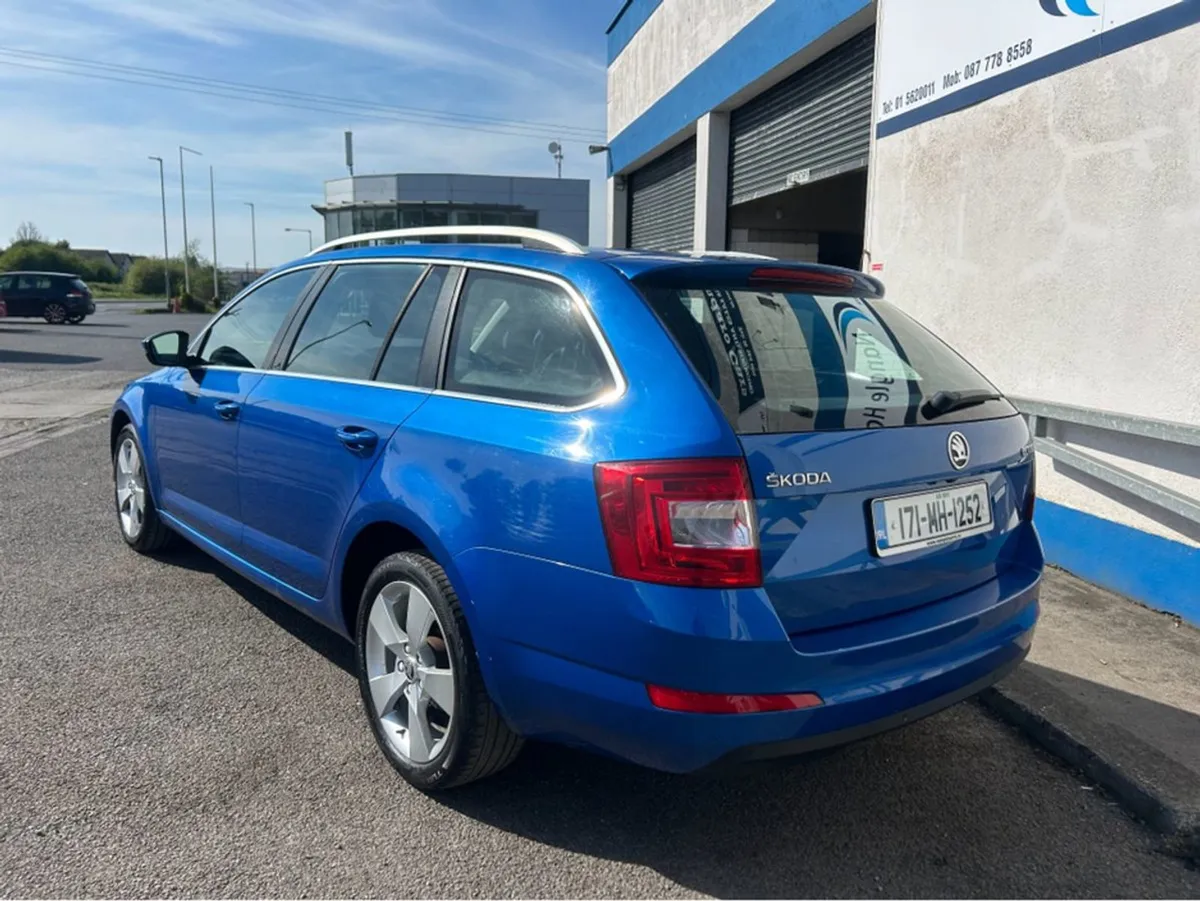 Skoda Octavia Combi 1.6 Tdi. Finance Available. T - Image 3