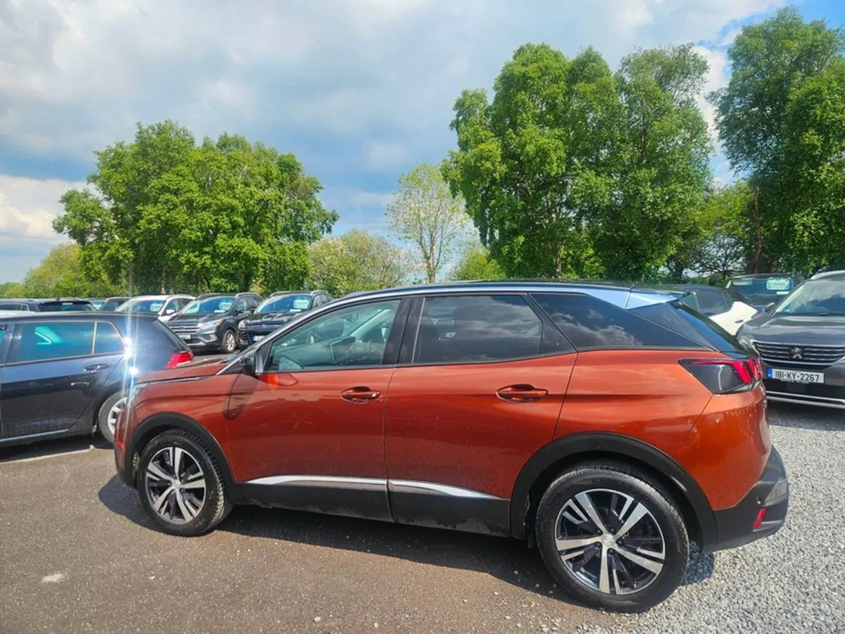 Peugeot 3008 1.6 HDI Blue Allure S/S 120BHP 5DR - Image 3