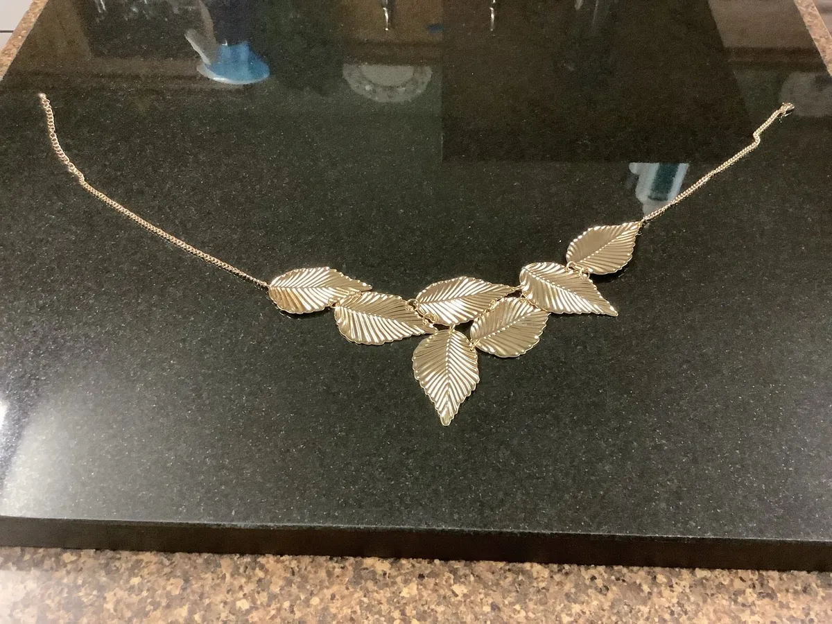 Necklace costume jewellery - Image 4