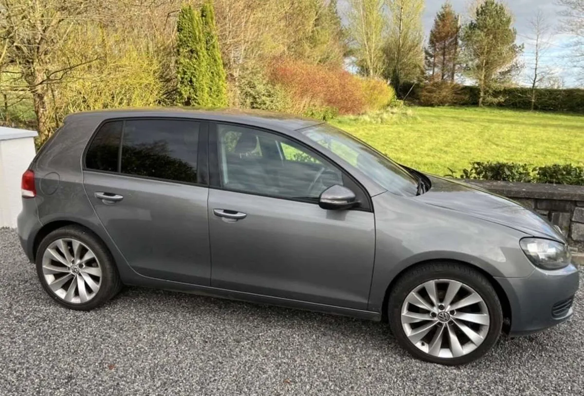 Volkswagen Golf - Image 1