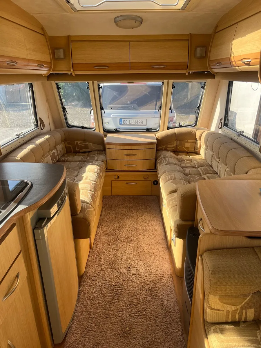Caravan - Image 4