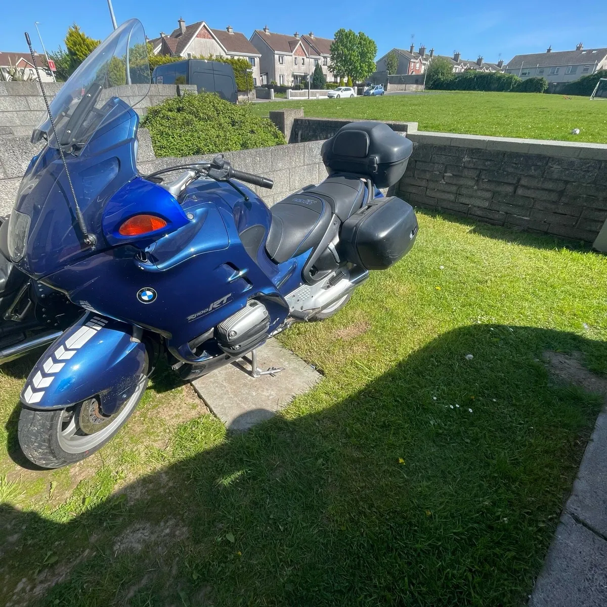 BMW 1100