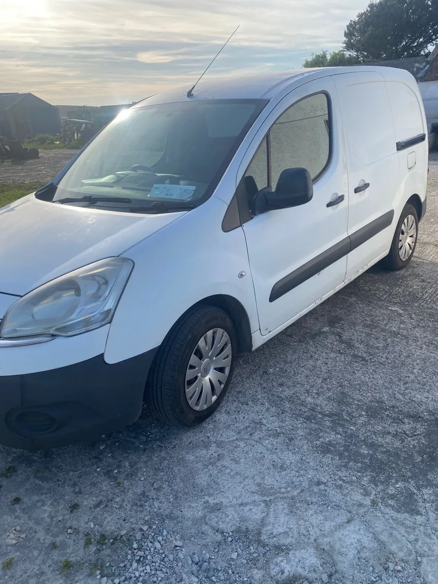 Citroen Berlingo 2014 - Image 2