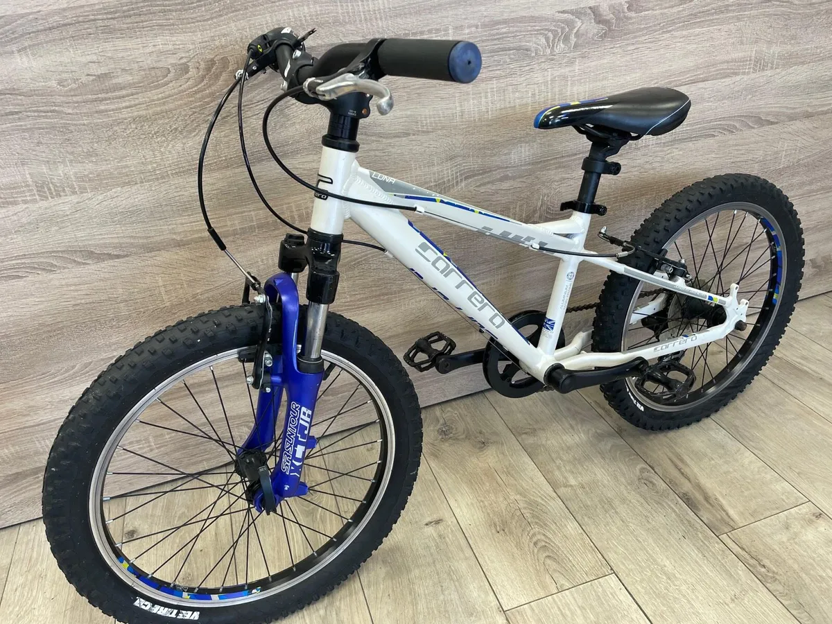 Carrera Luna 20 mountain bike (like new) - Image 1
