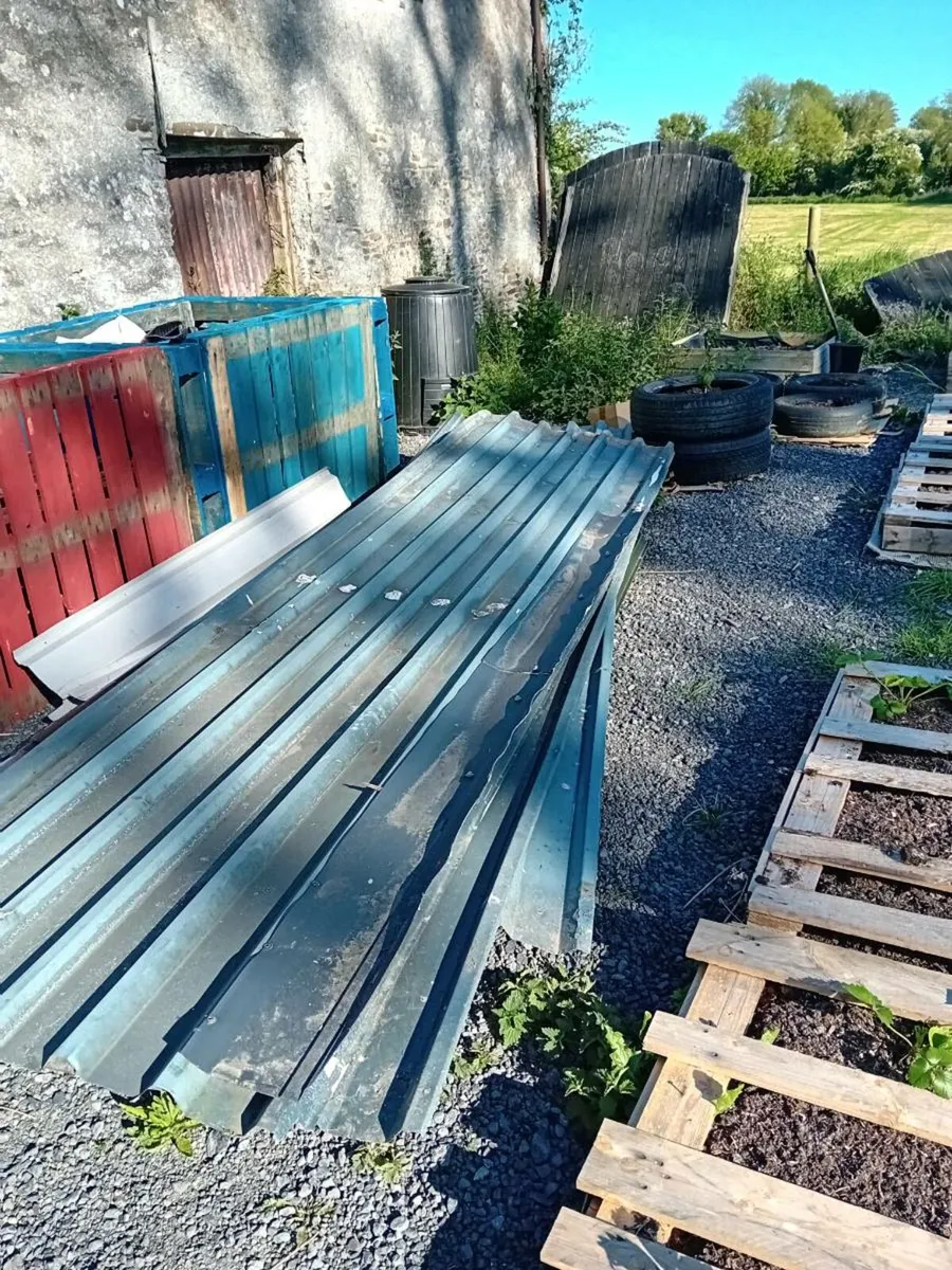14 sheets corrugated sheeting - Image 2