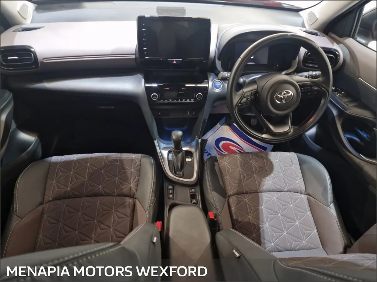 Toyota Yaris Cross 1.5 Hybrid Sol - Image 3
