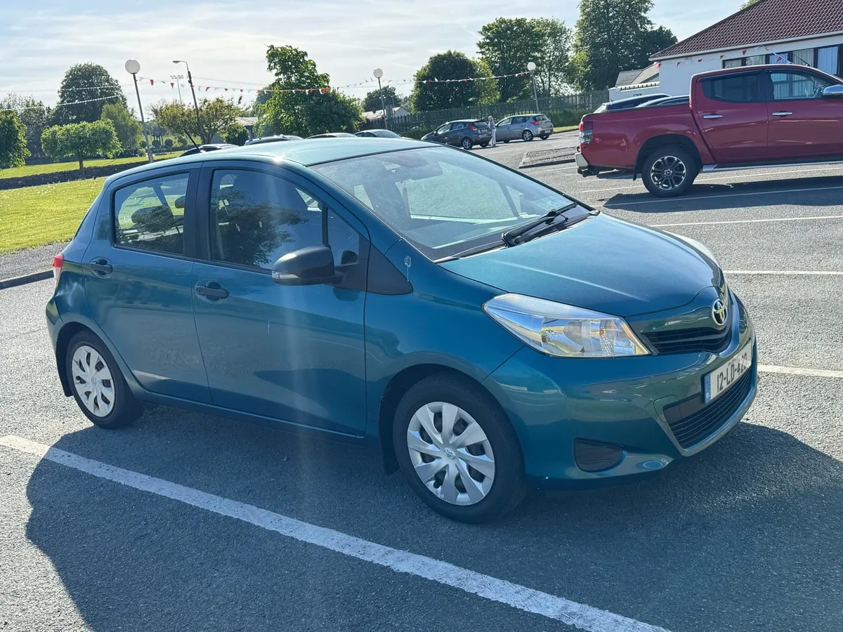 2012 Toyota Yaris NEW NCT 05-2026 TAX 06-2025 - Image 4