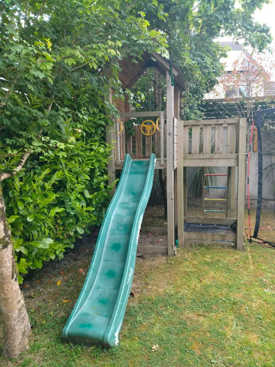 Jungle Gym Tree house with Slide - Image 2