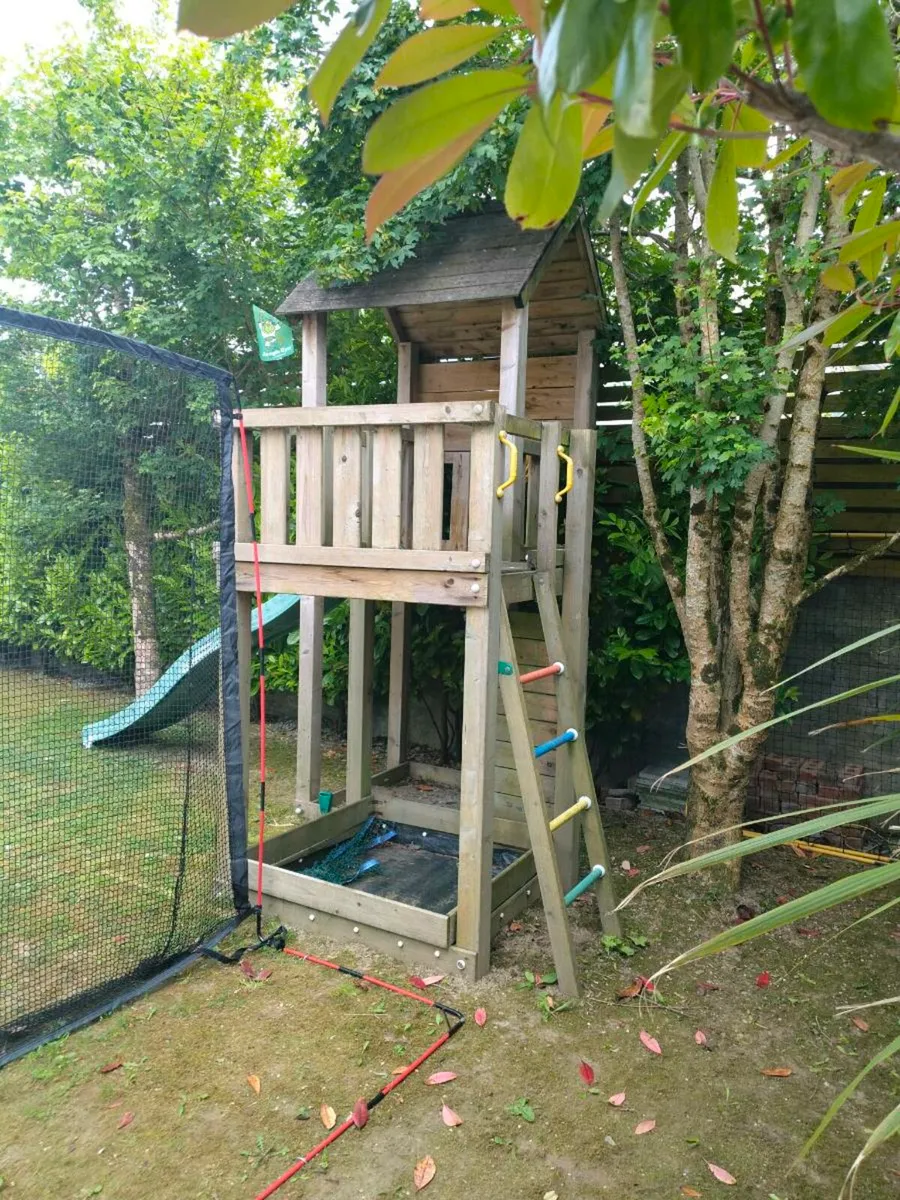 Jungle Gym Tree house with Slide - Image 4