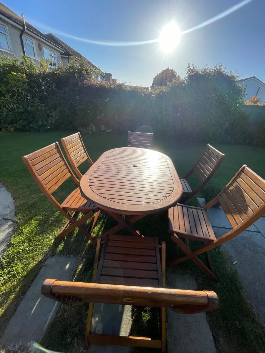Garden Table with Chairs - Image 2
