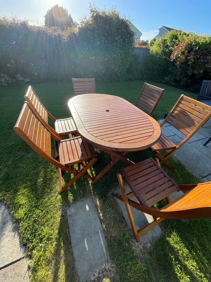 Garden Table with Chairs - Image 4