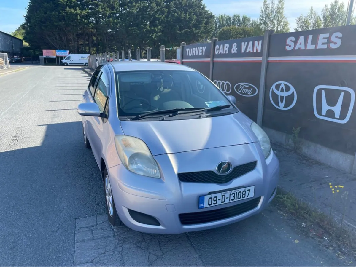 Toyota Vitz Scp90 5DR Auto - Image 1