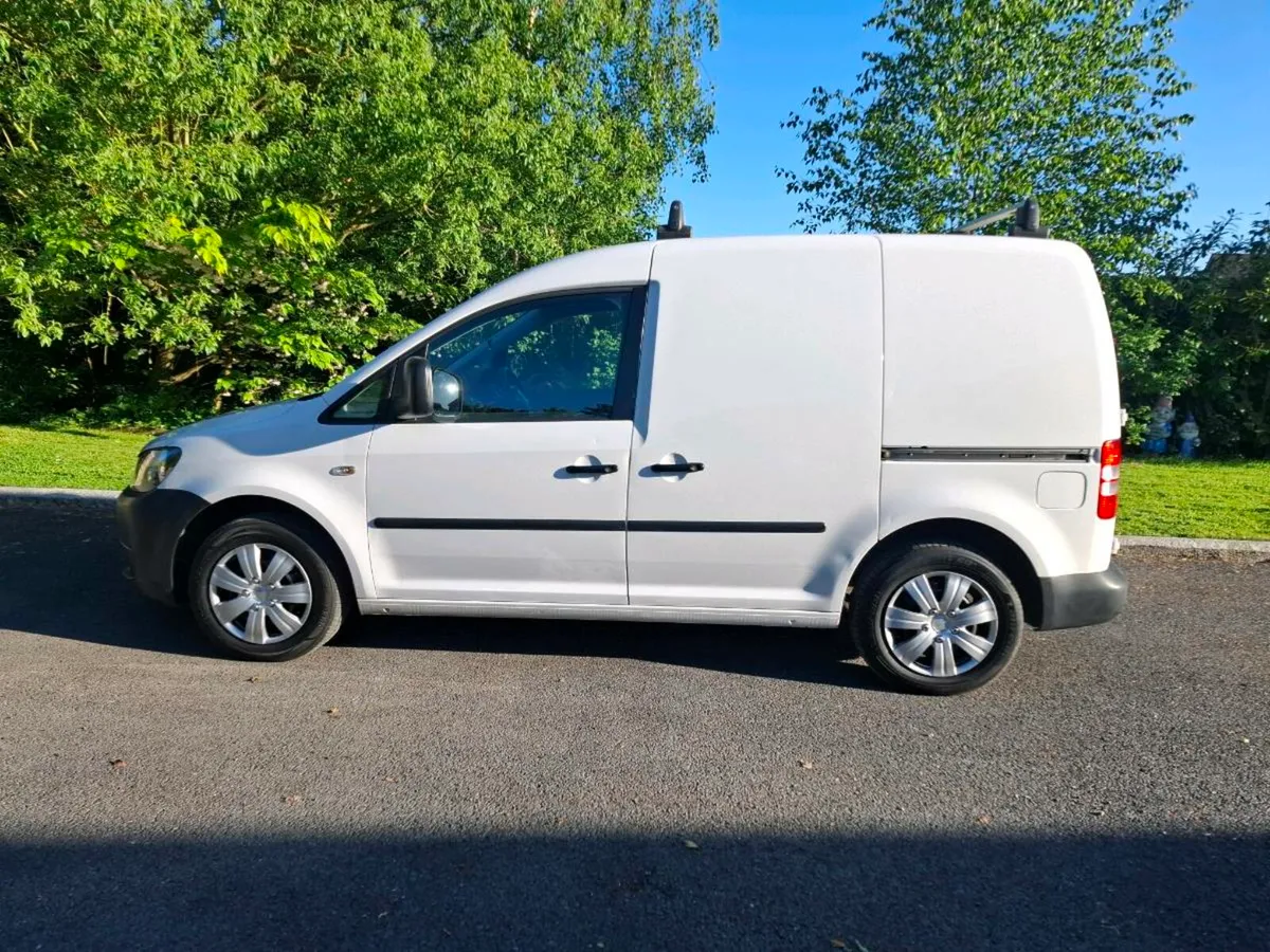 VW  Caddy - Image 1