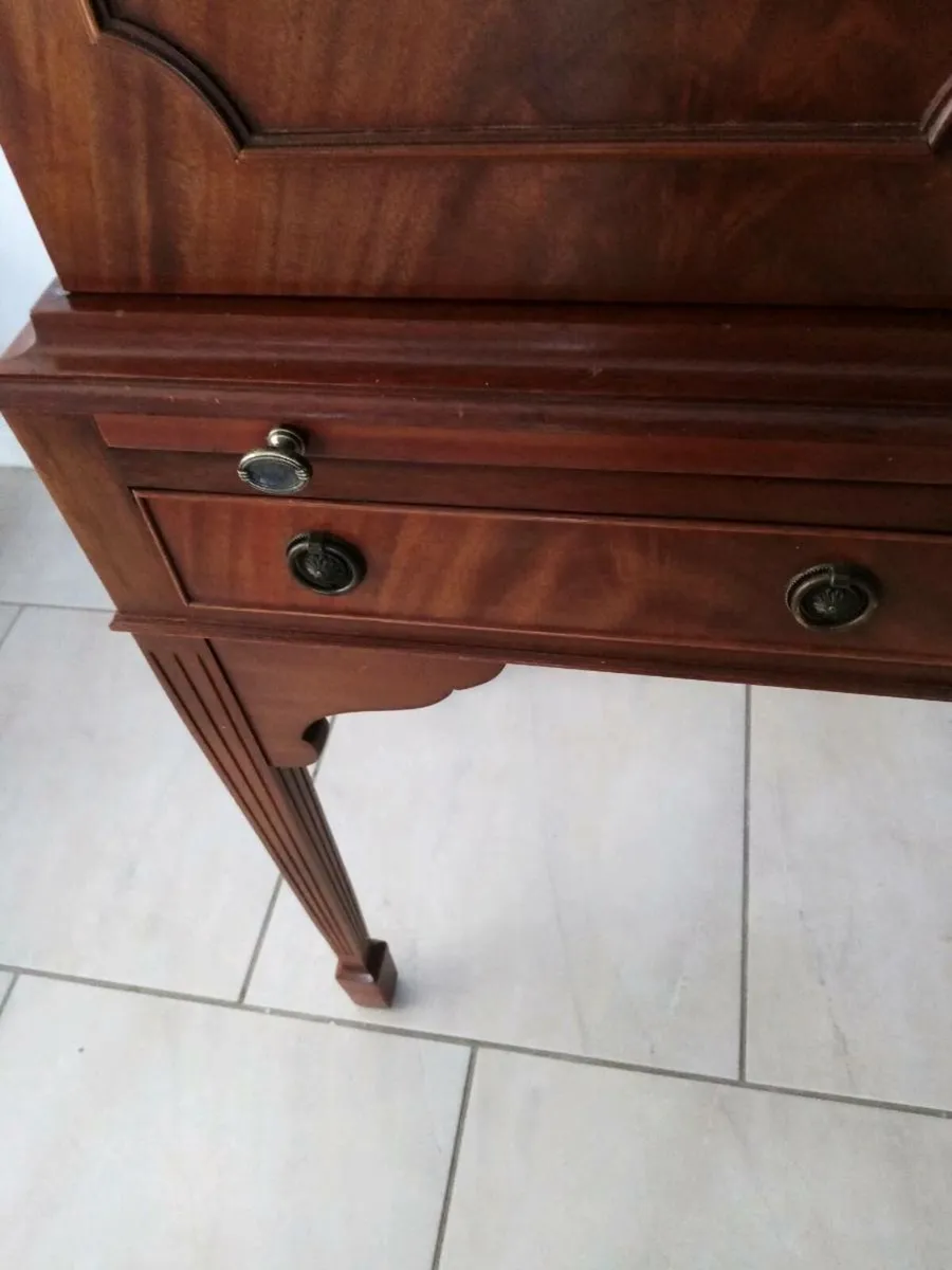 Shaw's of London Cocktail Cabinet - Image 2