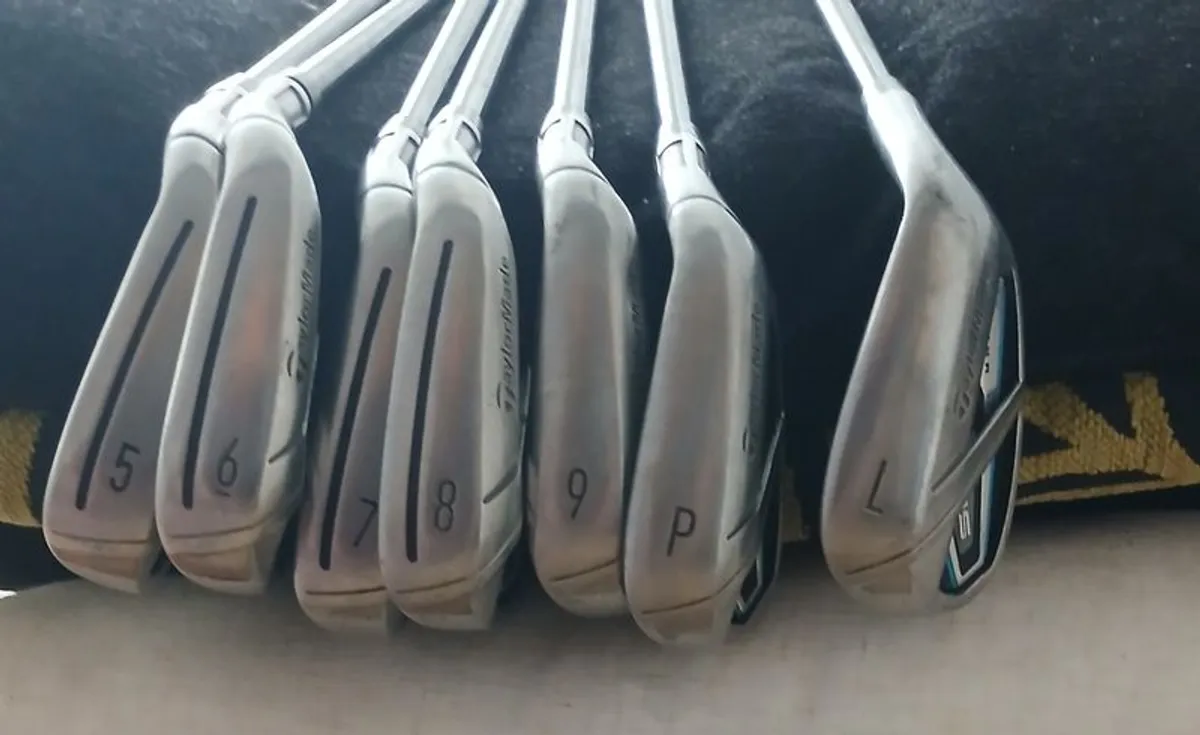 Taylormade Sim Max OS 2020 right handed 7 Irons 5-Pw + Lw - Image 2