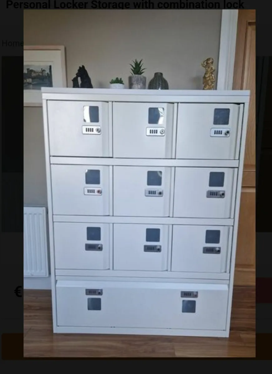 Premium Lockers with combination locks - Image 1