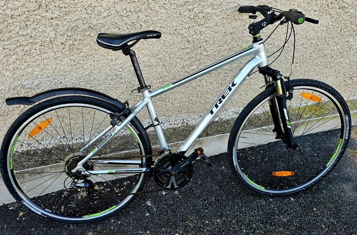 Trek 8.2 - Image 3