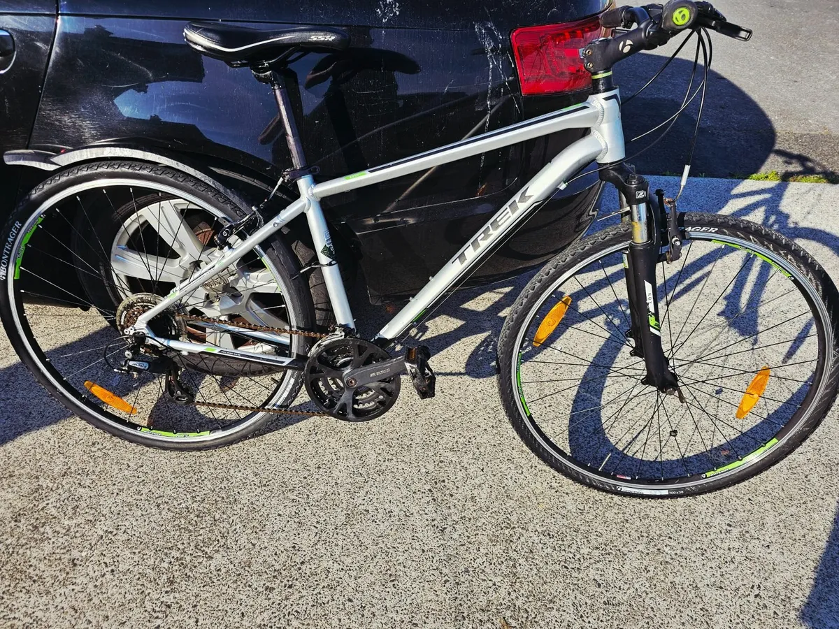 Trek 8.2 - Image 4