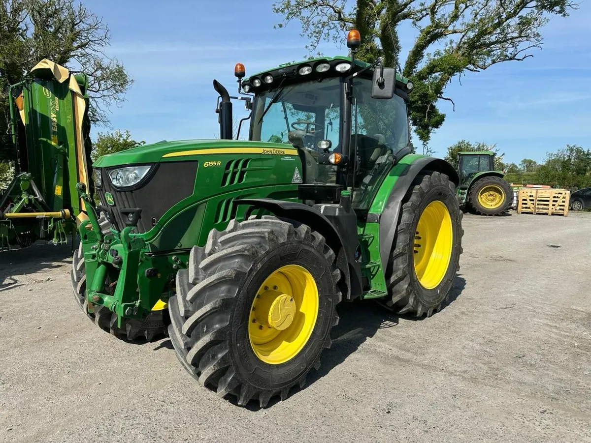 161 JOHN DEERE 6155R **ONLY 5300 HOURS** - Image 4