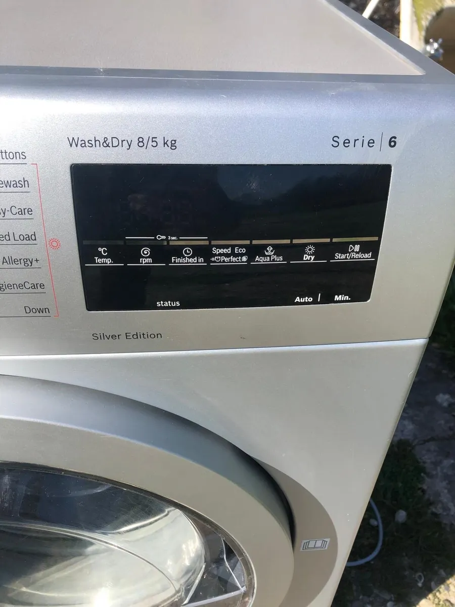 Bosch Washing Machine / Dryer 2 in 1 - Image 4