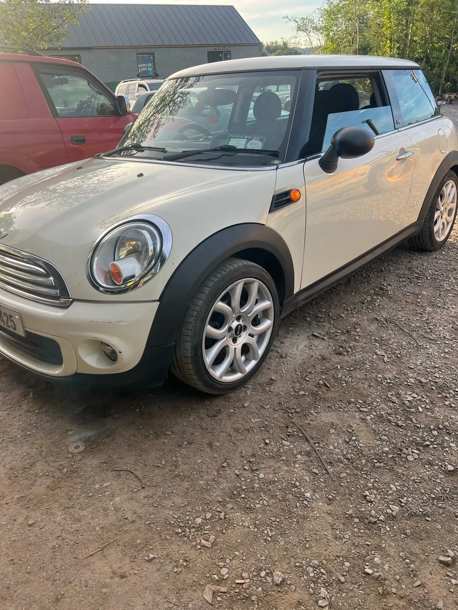 2011 mini one r56 - Image 2
