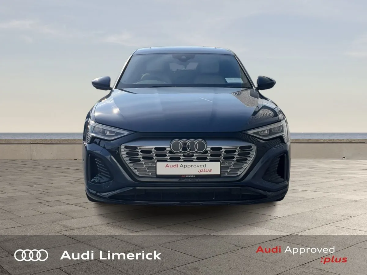 Audi Q8 e-tron 55 S Line Quattro - Image 3