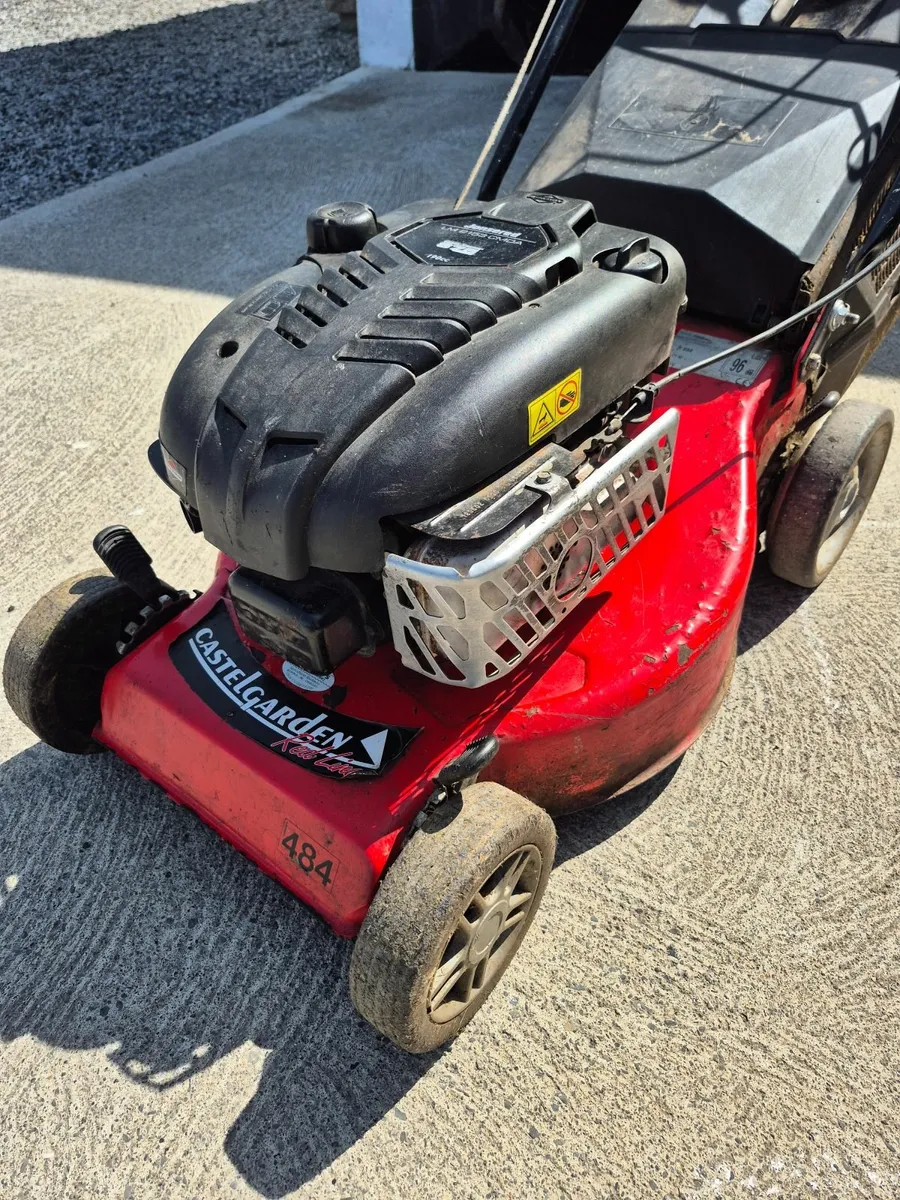 Push lawnmower - Image 1
