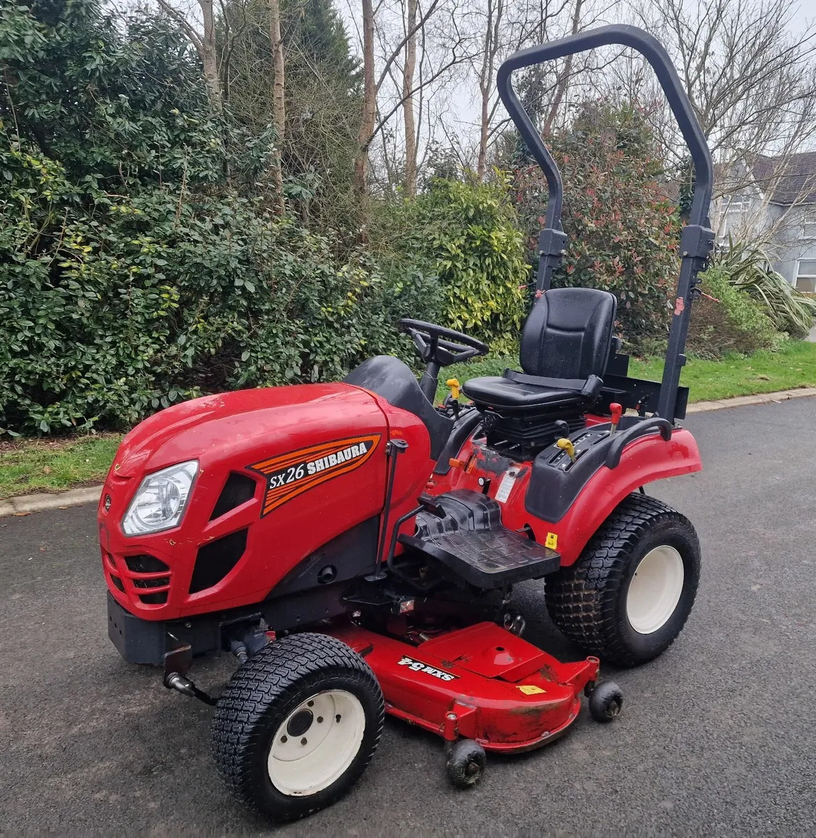 Shibaura compact tractor ride on mower lawnmower - Image 1