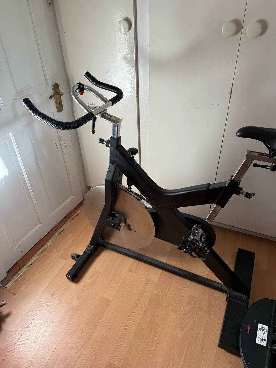 Spin bike - Image 2