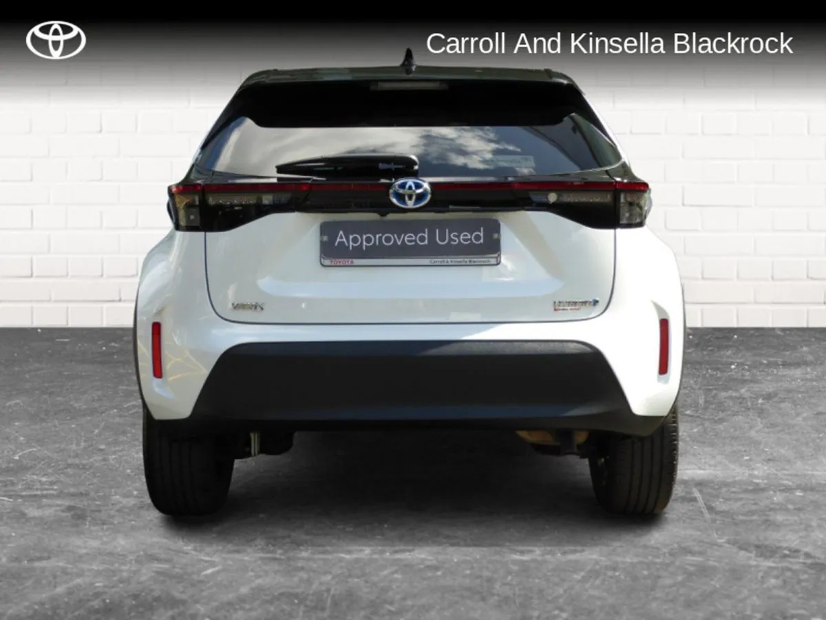 Toyota Yaris Cross Hybrid Luna Sport - Image 4