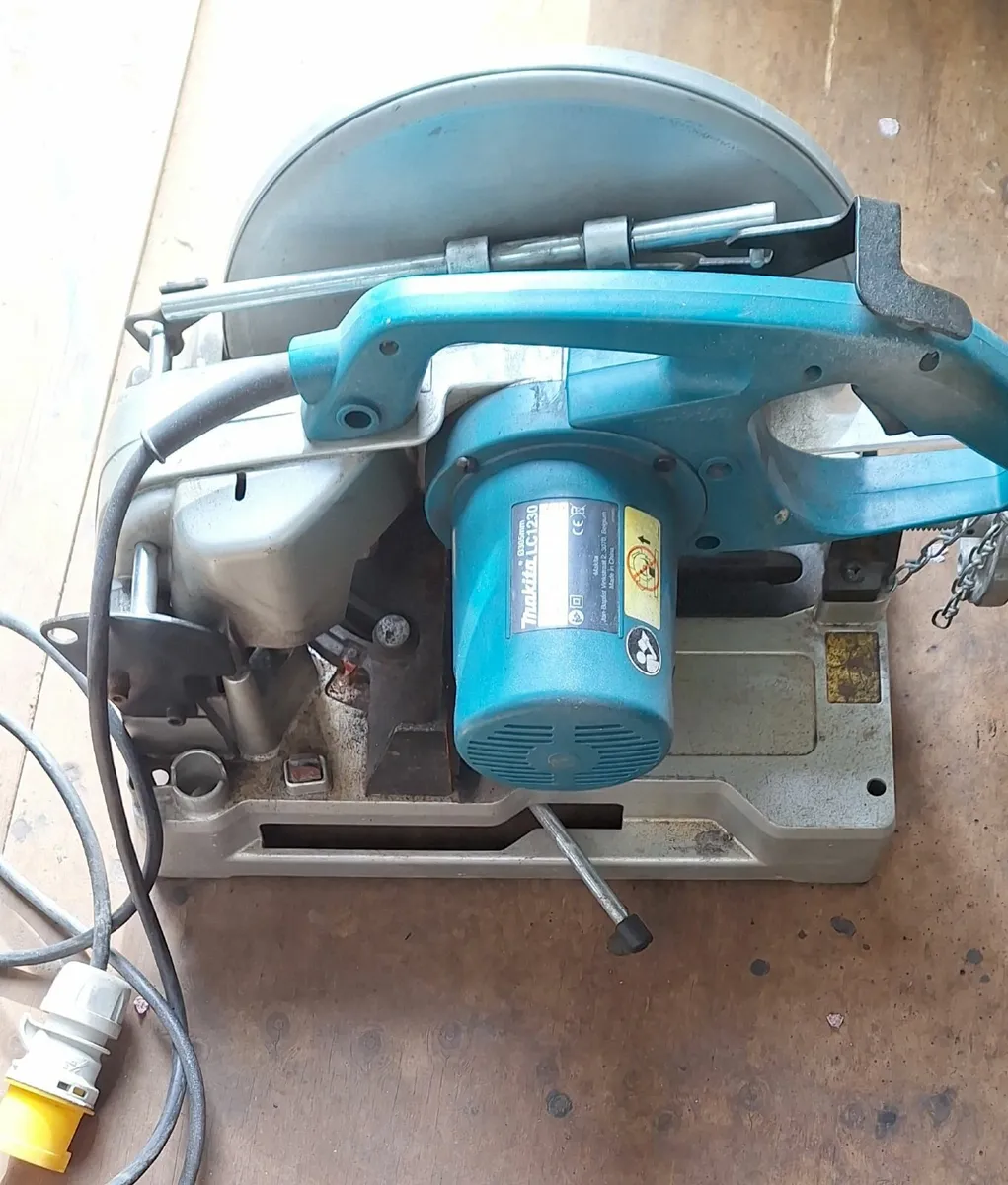 Makita 110v Chop saw - Image 1