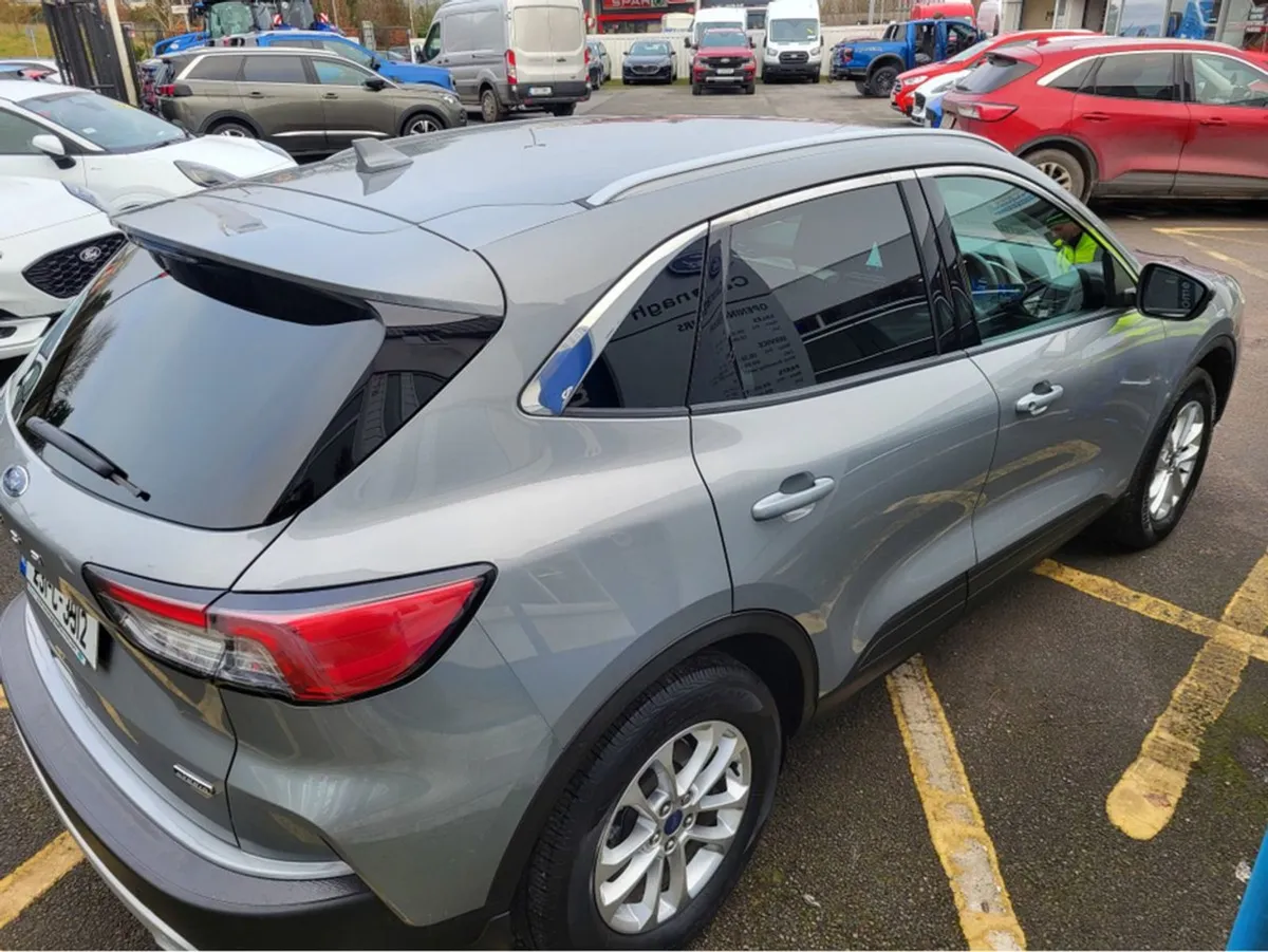 Ford Kuga Titanium 2.5 Phev 225 S6.2 CT 4DR - Image 3